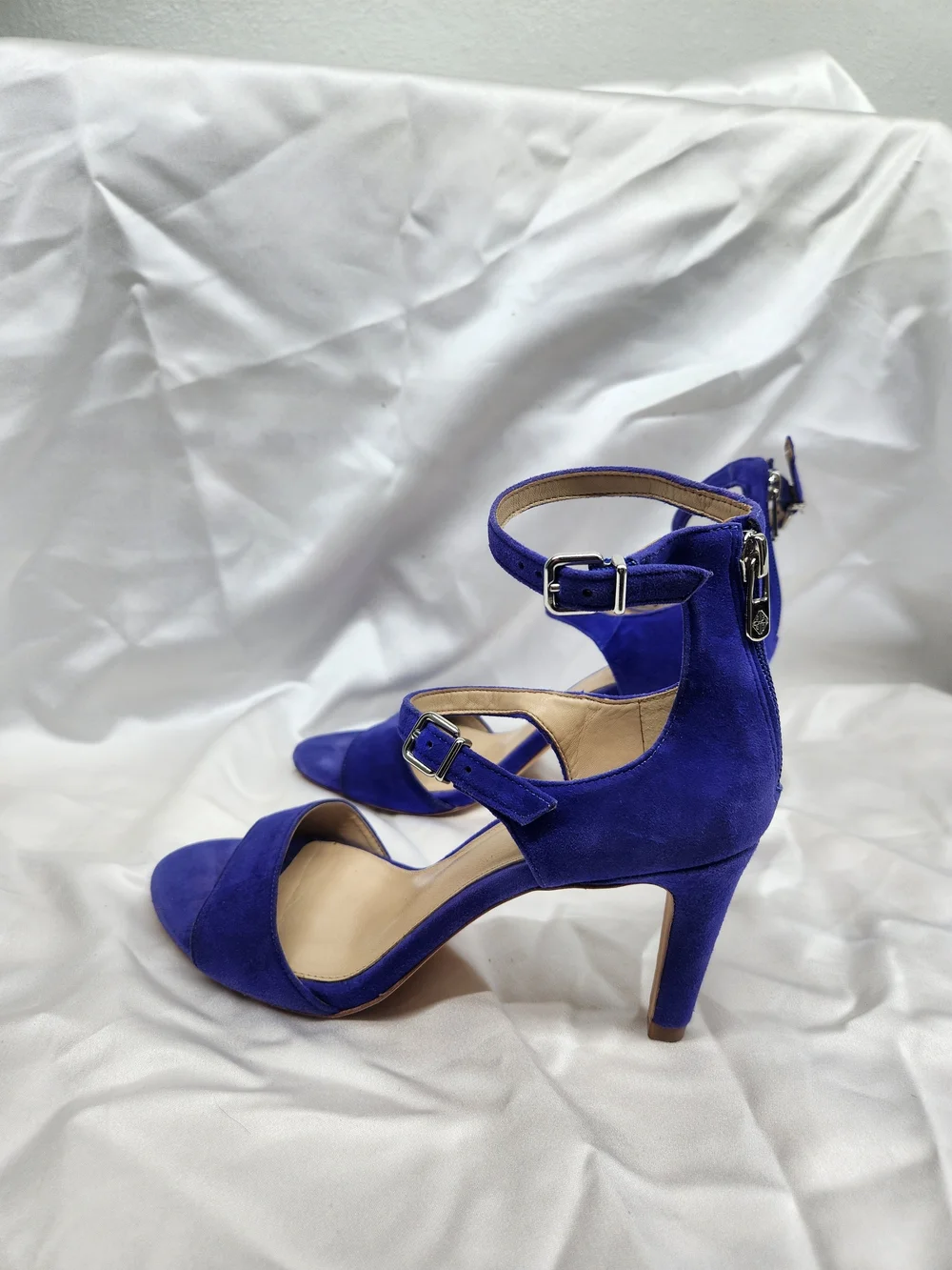 ANTONIO MELANI chic royal